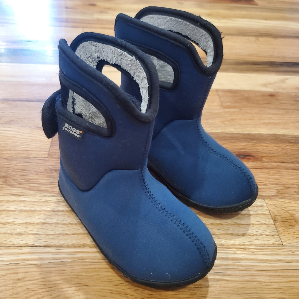 Toddler Bogs Size 8